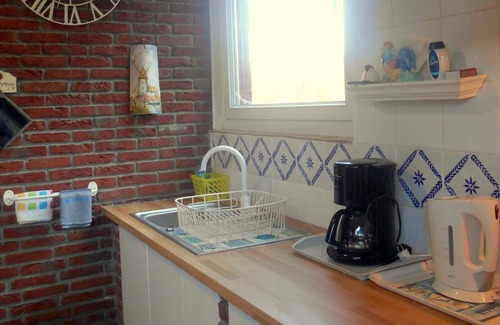 Willies Cottage | Cozy house with garden, fireplace, Wi-Fi and pets allowed in Willies