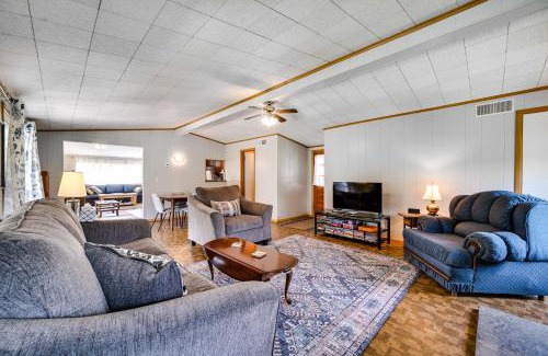 Mattawana House | Cozy Huntingdon Escape 19 Mi to Penn State Univ!