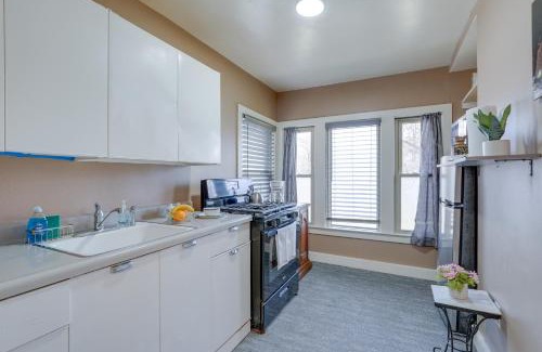 Kalamazoo Apartment | Cozy Kalamazoo Studio, 4 Mi to Downtown Area!