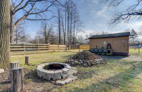 Kalamazoo Apartment | Cozy Kalamazoo Studio, 4 Mi to Downtown Area!