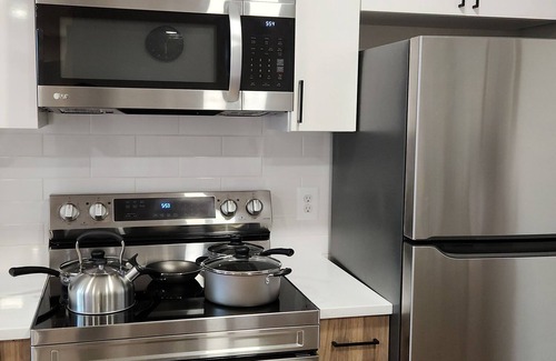 Towson Apartment | Cozy King suite at the Heart of Towson.