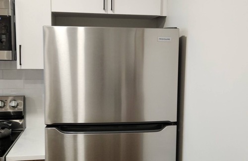 Towson Apartment | Cozy King suite at the Heart of Towson.