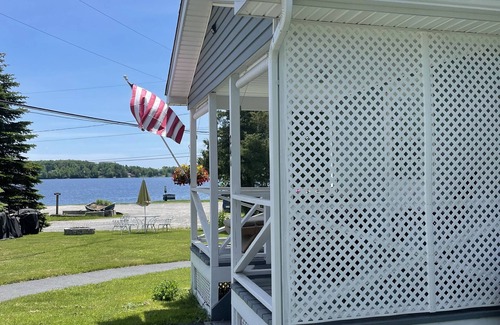 Aldenville Apartment | Cozy lake front unit close to Honesdale, Elk Mountain, Scranton & much more!