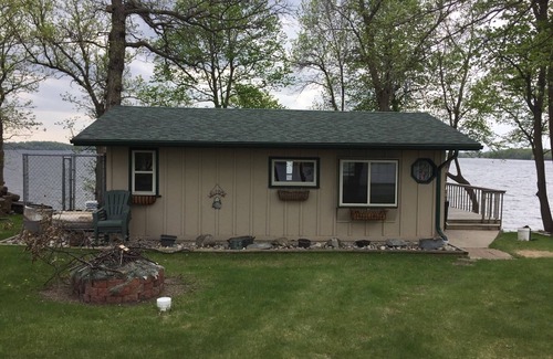 Detroit Lakes Cabin | Cozy Lake Sallie Cabin With Outstanding Views & Lakefront on 2 Lakes!