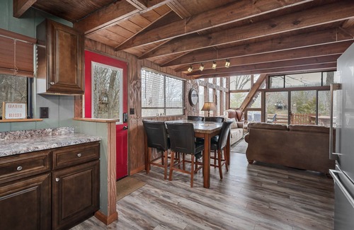 Innsbrook Ski Chalet | Cozy Lakefront Chalet - On A Large Lake - Private Dock w/Boats