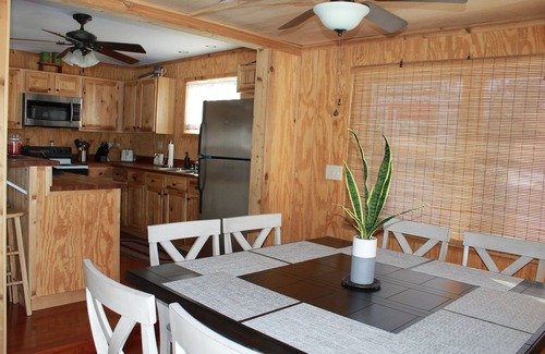 South Hero House | Cozy lakefront home with expansive views 25 minutes from Burlington