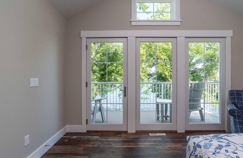 Nisswa Condo | Cozy Lakeside Studio Condo with Views of Beautiful Gull Lake