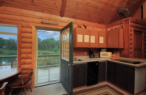 Littleport Cabin | Cozy Lakeview Chalet