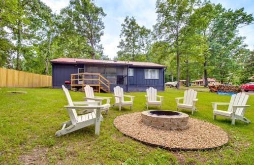 Lakeview House | Cozy Lakeview Retreat, Close to Bull Shoals Lake!