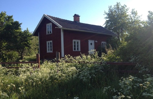 Vallsjobol House | Cozy little cottage between Lakes Skagern and Unden