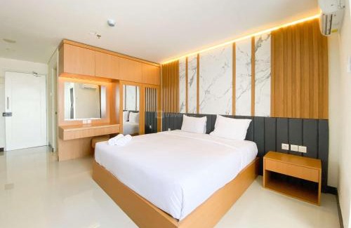 Semarang Apartment | Cozy Living Studio (No Kitchen) at Sentraland Semarang Apartment By Travelio
