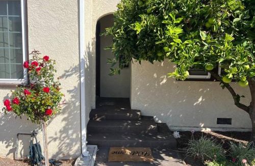 Eastside House | Cozy Long Beach Bungalow!