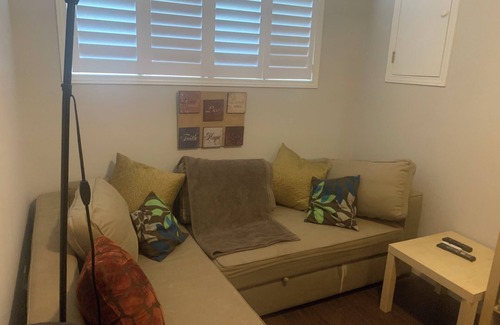 Caledonia Bed & Breakfast | Cozy Luxury in peaceful Caledonia, 13 minutes away from Hamilton Airport