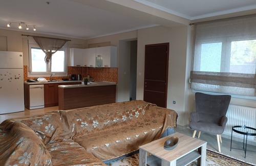 Pylaia-Chortiatis Villa | Cozy Maisonette family-sized near the Forest of Panorama