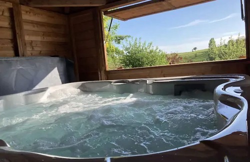 Contrexeville Cottage | Cozy Modern Cottage with Garden, Near Thermal Baths and City Center