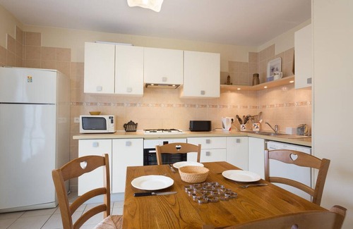 Ferrieres-sur-Sichon Cottage | Cozy Mountain Cottage with Fireplace, Terrace, Near Vichy, Pets Welcome