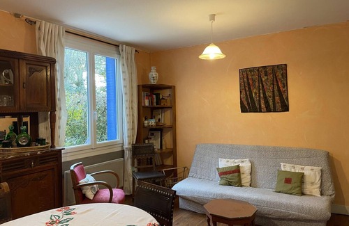 Ferrieres-sur-Sichon Cottage | Cozy Mountain Cottage with Fireplace, Terrace, Near Vichy, Pets Welcome