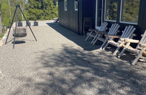 Evje Cabin | Cozy mountain cabin in Fjellestad with proximity to the beach - Perfect for families.