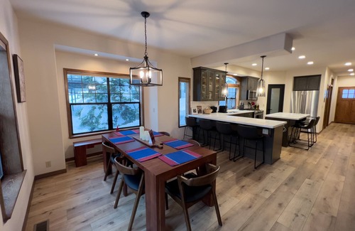 Truckee Ski Chalet | Cozy Mountain Retreat in Tahoe Donner with Large Deck and Mountain Views