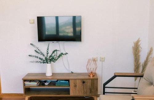 Kumluca Apartment | Cozy Mountain View House Near Olympos & Adrasan