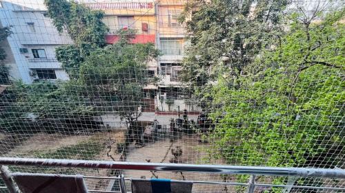 Jangpura Apartment | Cozy nest 2bhk by LWB