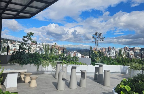 La Carolina Apartment | Cozy new studio in Harmony Building with incredible communal areas.