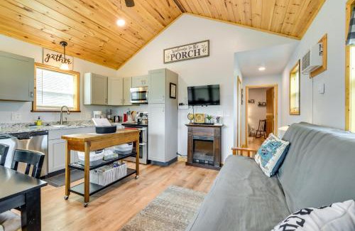 Jordan House | Cozy New York Abode - Porch, Near Fishing and Hiking