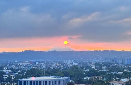 Ugong Apartment | Cozy Nook in the City