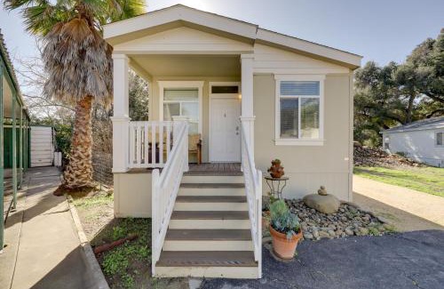 Oak View House | Cozy Oak View Getaway about 5 Mi to Ojai Valley!