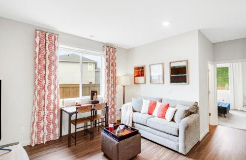 Port Orchard Apartment | Cozy Oasis in Port Orchard - Private 1BR Suite with Trails