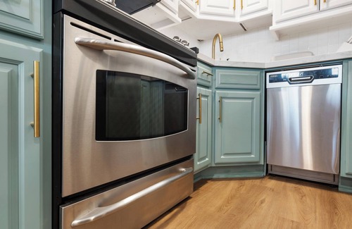 Village of La Jolla Condo | Cozy Ocean Front Studio Condo in welcoming La Jolla