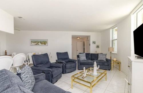 Cocoa Beach Condo | Cozy Oceanfront Condo in the Heart of Cocoa Beach at 333 By the Sea