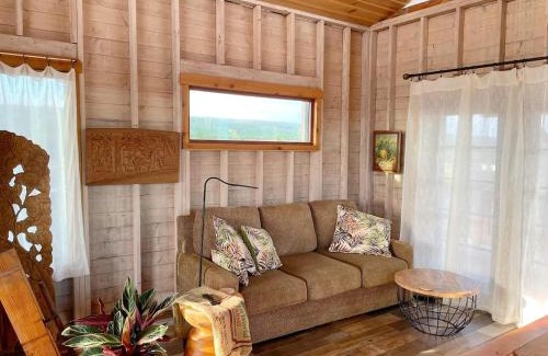 Kalapana House | COZY OFF GRID LAVA HOME - 2 Stories, Ocean View