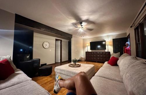Lawrence House | Cozy on Campus