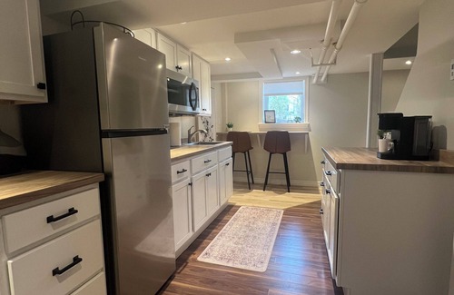 South End Apartment | Cozy on Connaught. Central apartment in Halifax - very walkable!