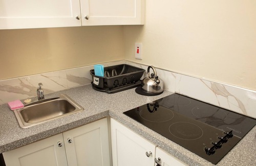 Havendale Apartment | Cozy one bedroom, one bath apartment centrally located, gated community