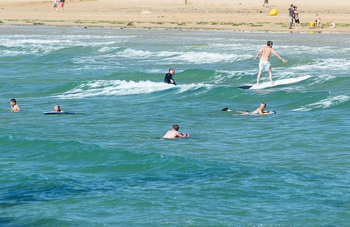 Siouville-Hague Cottage | Cozy Pavilion, 600m from Beach, Surf Spot, Internet, Pet-Friendly, BBQ, Parking