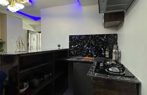 Wuse 2 Apartment | Cozy Pent House with Balcony for R&R Wuse with 24hrs Power