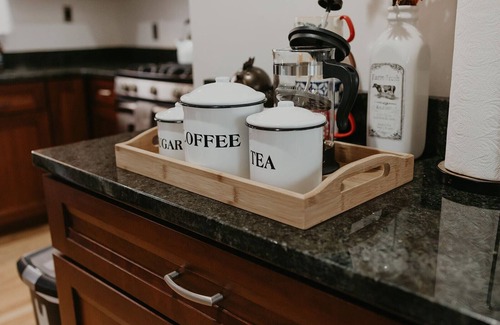 Potomac West House | Cozy Pet friendly close to Old Town Alexandria