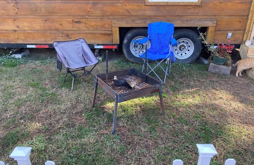 Montrose Cabin | Cozy pet friendly tiny home in Richmond!