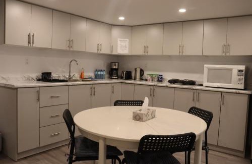Thorold Apartment | Cozy place, 15 min to Niagara Falls & USA border.