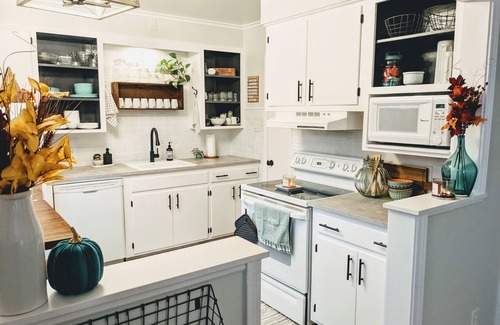 Toledo House | Cozy place for friends and family! A home away from home!