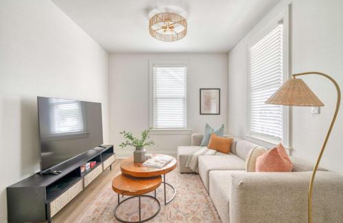 Overlook House | Cozy Portland Getaway 1 Block from Mississippi