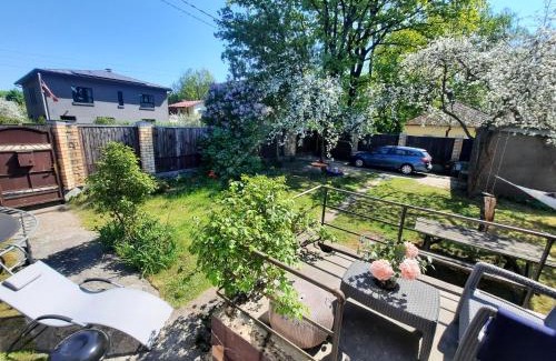 Zasulauks House | Cozy private house with a yard & parking