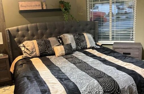 Armstrong Bed & Breakfast | Cozy & Private Self-Contained Suite in Armstrong