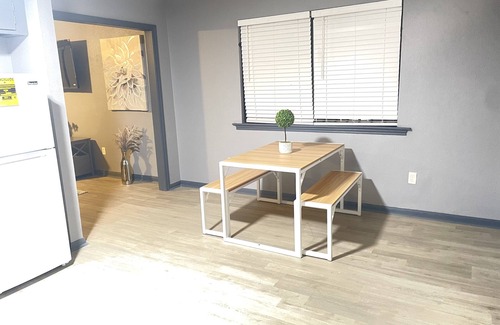 Leonidas House | Cozy Private Space