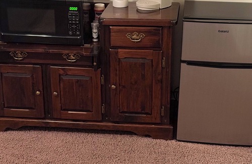 Blue Ridge Summit Apartment | Cozy private in law suite in charming Blue Ridge Summit with AC, WiFi,Smart TV.