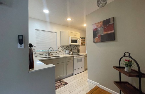 Riverside Park Apartment | Cozy & private with huge covered patio