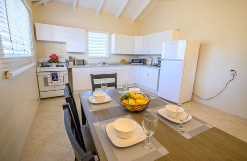 Estate Work and Rest House | Cozy property near Sandy Point Beach
