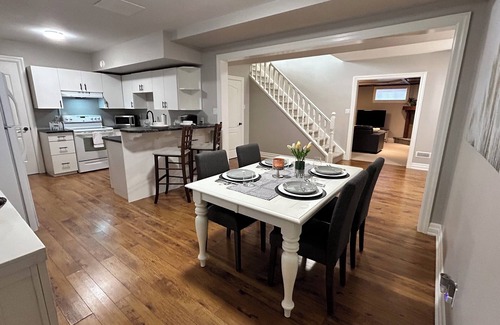 Midhurst Apartment | Cozy, quiet fully furnished corporate apartment with fireplace in Midhurst